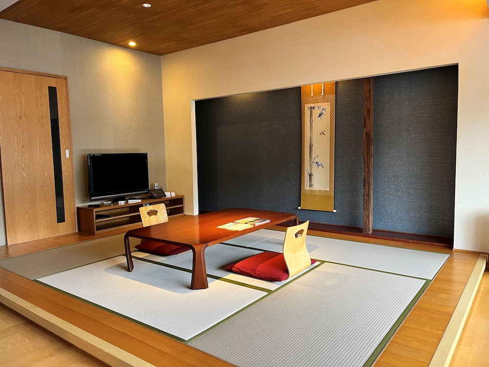 Itsukushima Iroha 41/50