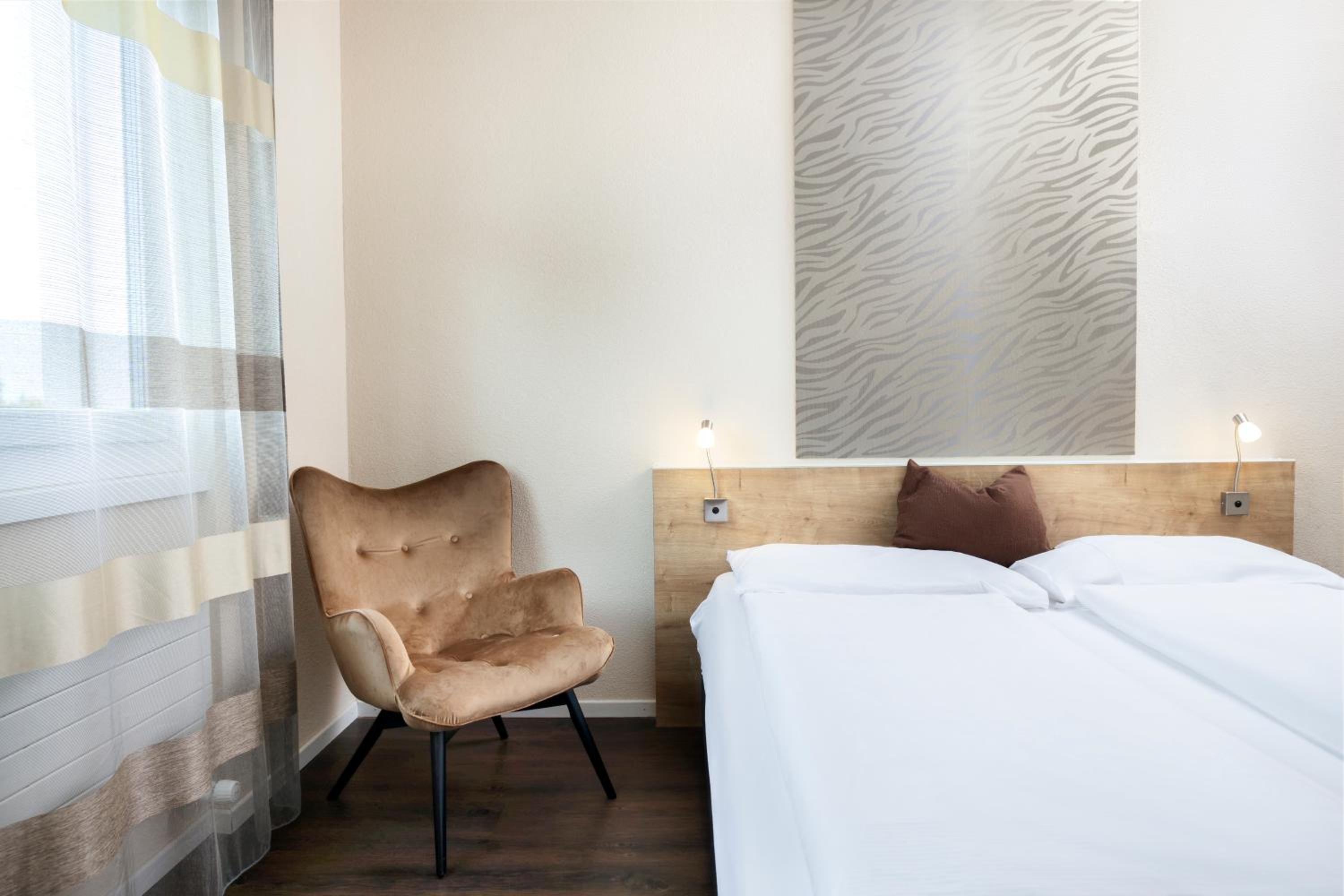 Comfort, Double Bed, Villmergen Swiss Quality Hotel 3/6