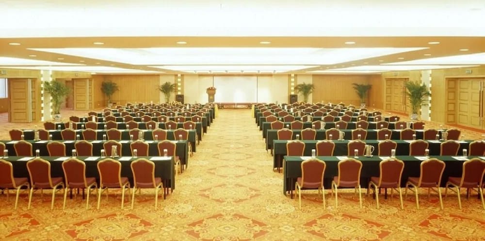 Hotel New Century Beijing 42/50