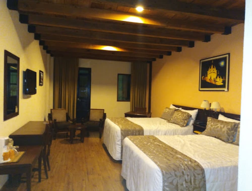 PENSION BONIFAZ 7/29