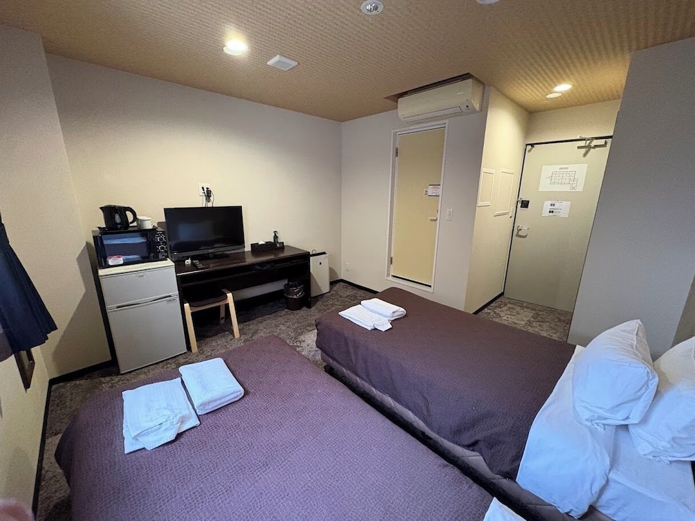 Hotel Livemax Himeji Ekimae 16/42