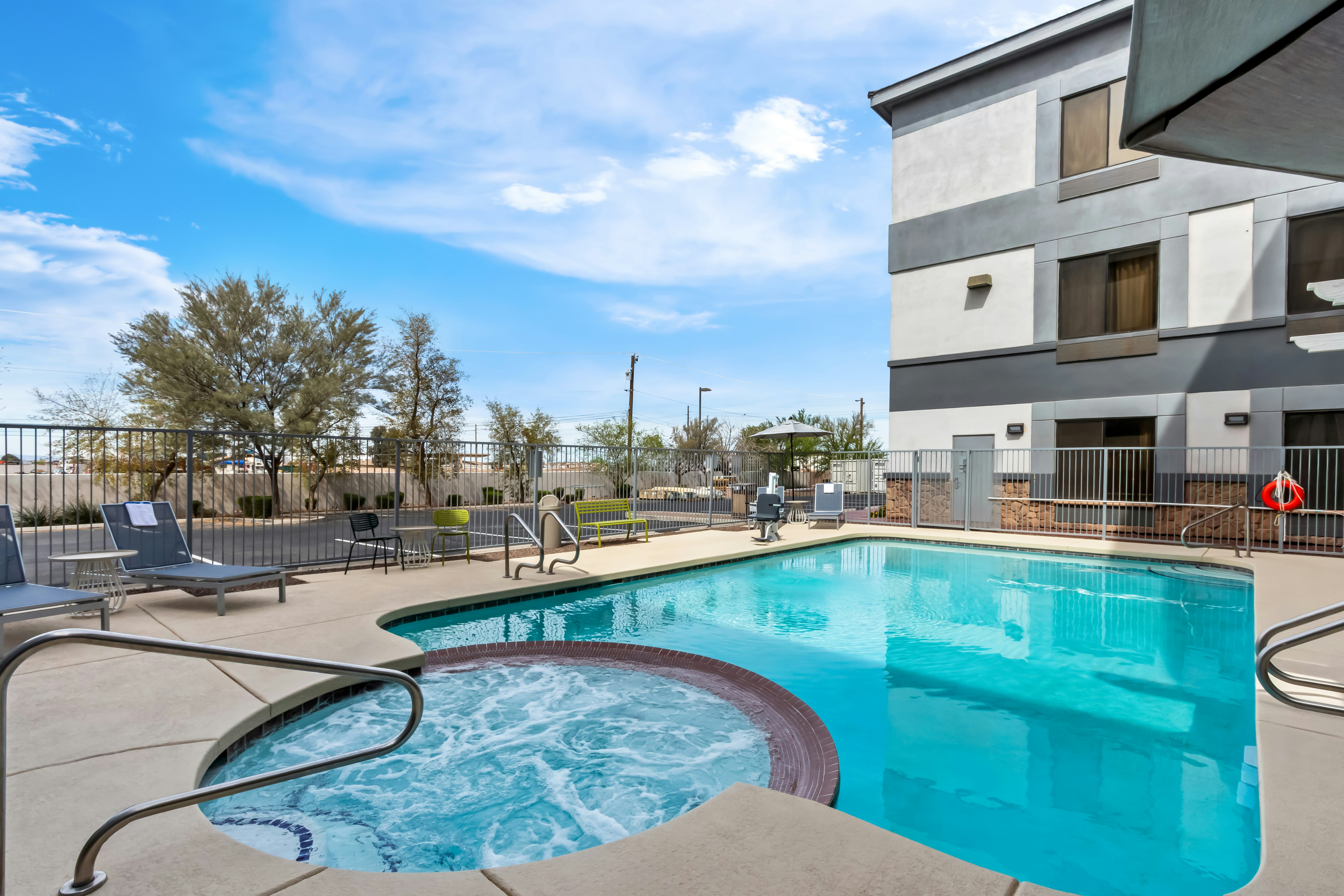 Spark by Hilton Phoenix East Mesa 2/25