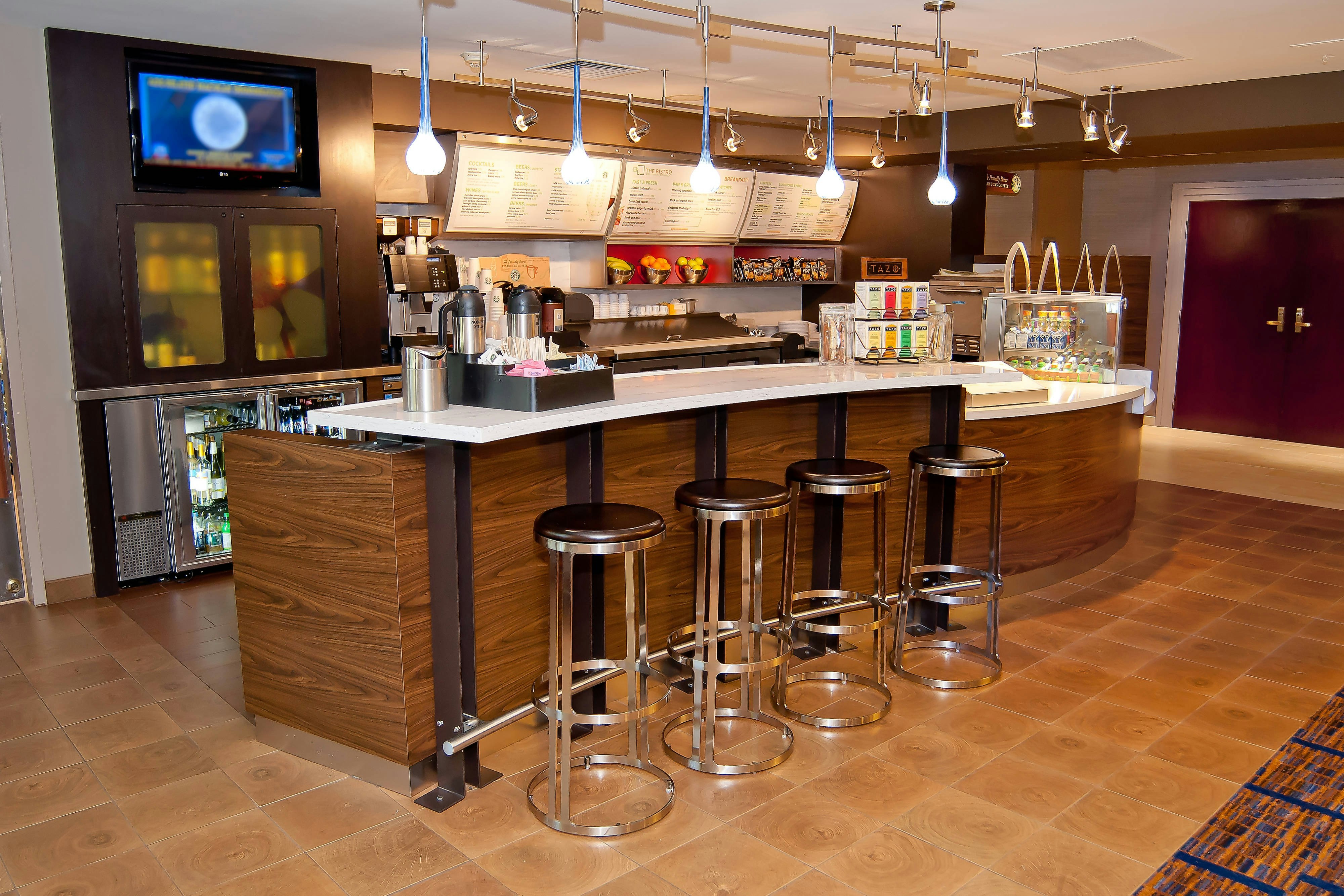 Courtyard by Marriott Cincinnati Airport 36/46