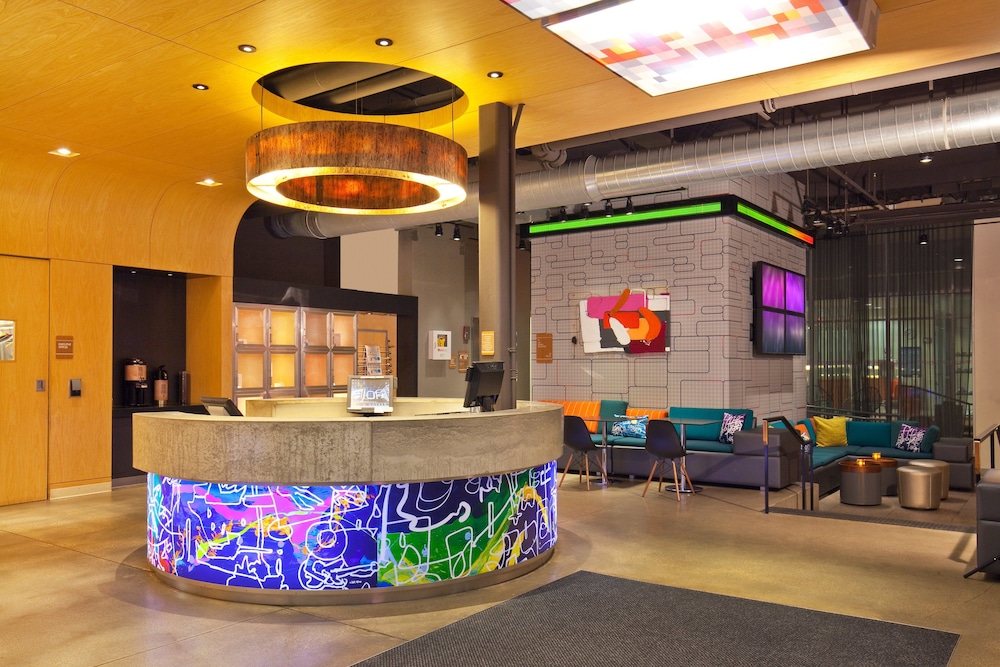 Lobby at Aloft Bolingbrook, BOLINGBROOK - IL