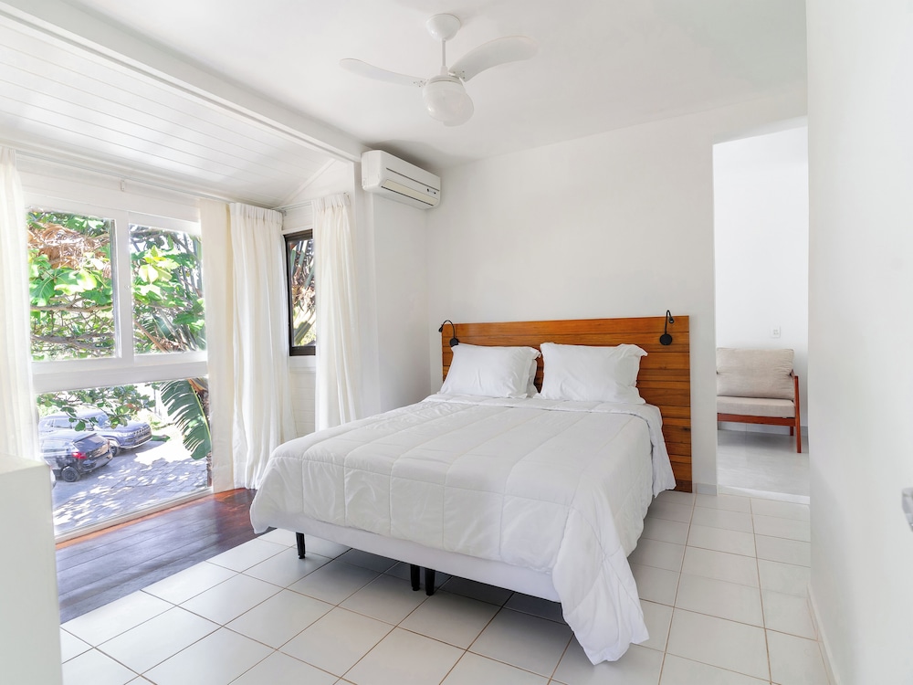 House, 6 Beds, Queen Bed
