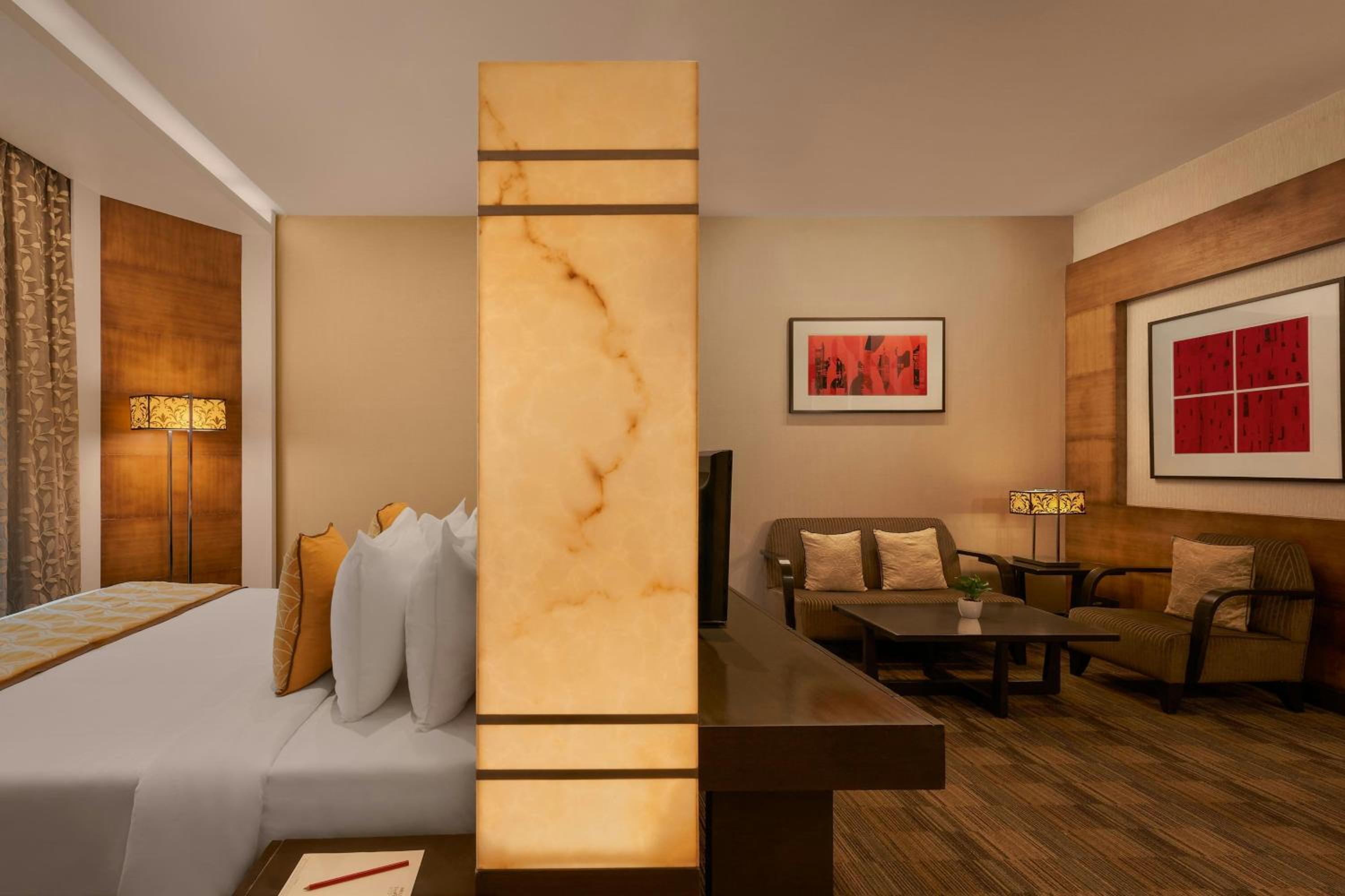 Suite, King Bed, Partial View