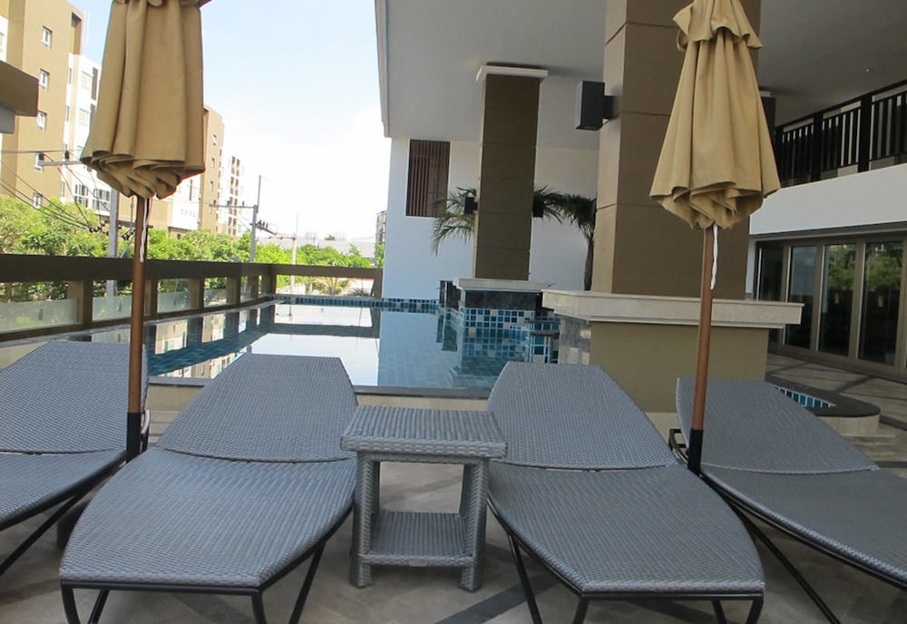 MARCH HOTEL PATTAYA 24/42