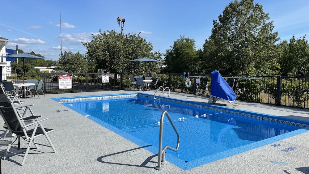 Baymont by Wyndham Dublin 8/17