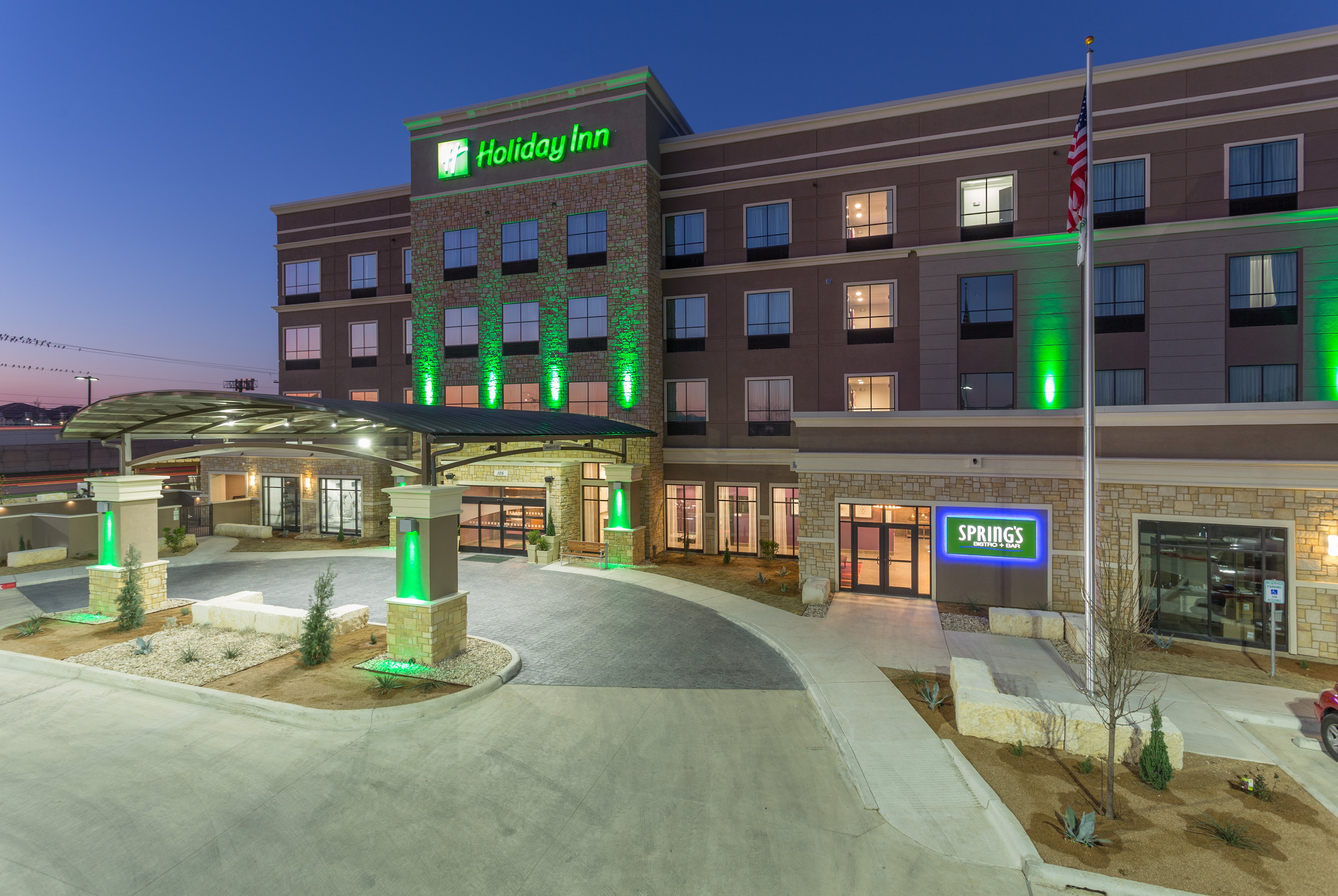 Holiday Inn San Marcos 2/59