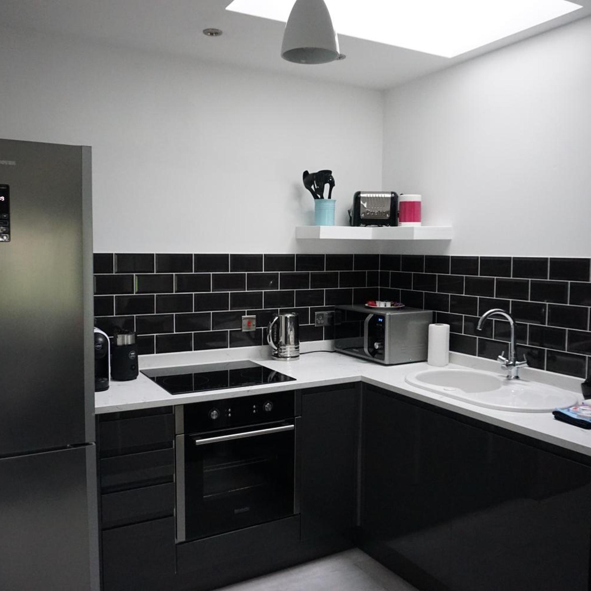 3 Summertown Court 10/17