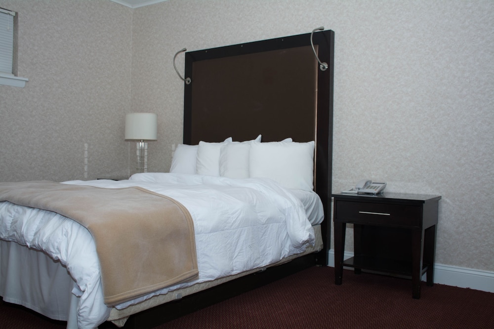 Atlantic Inn and Suites - Wall Township 15/34