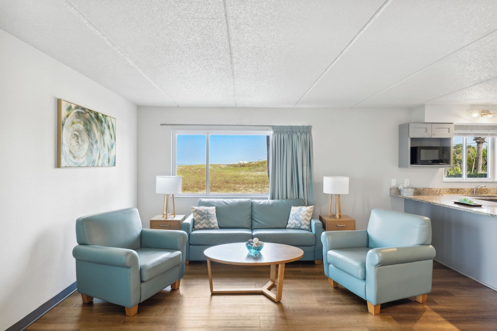 Sugar Sands Inn And Suites Panama City Beach 26/44