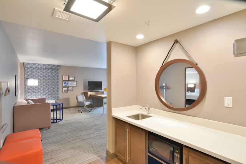Hampton Inn & Suites Menomonie-UW Stout 27/39