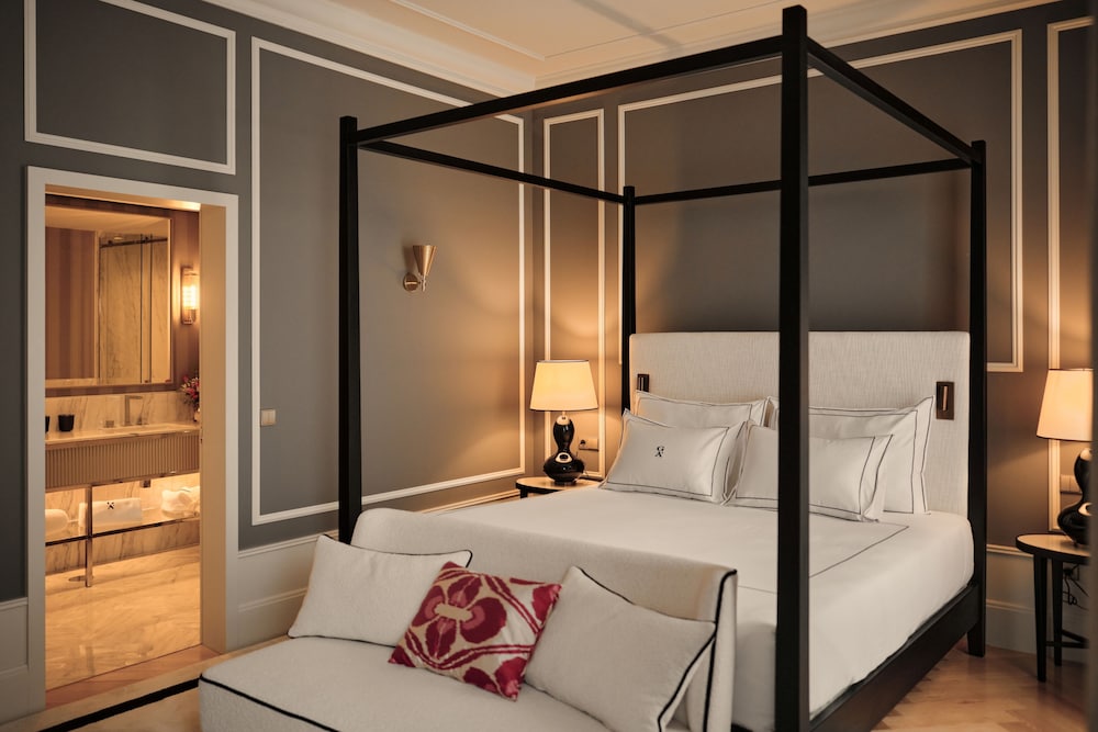 ROOM, KING BED, TERRACE
