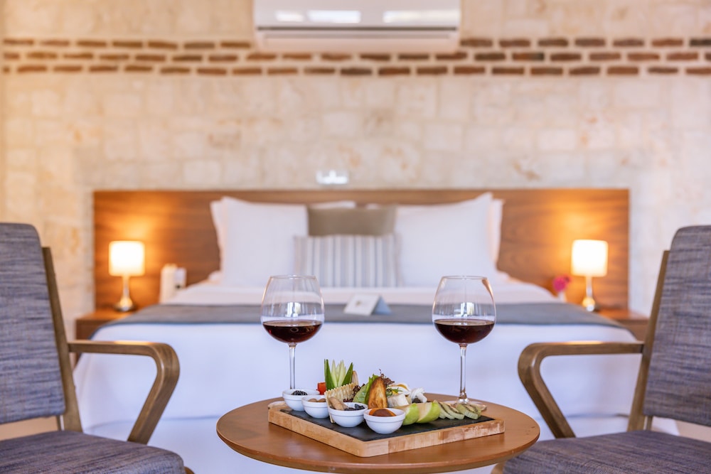 Olea Nova Boutique Hotel 24/73