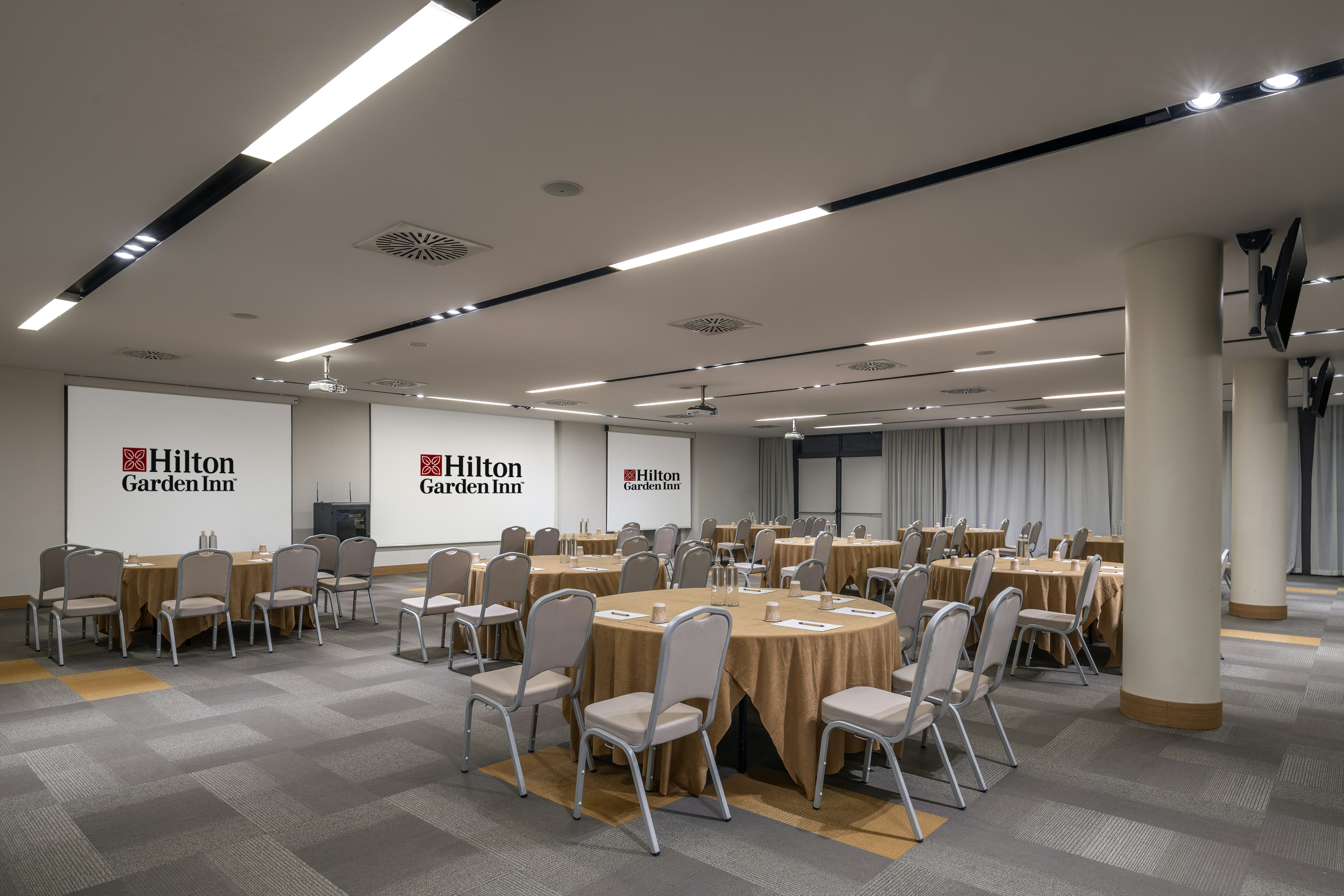 Hilton Garden Inn Milan North 70/76