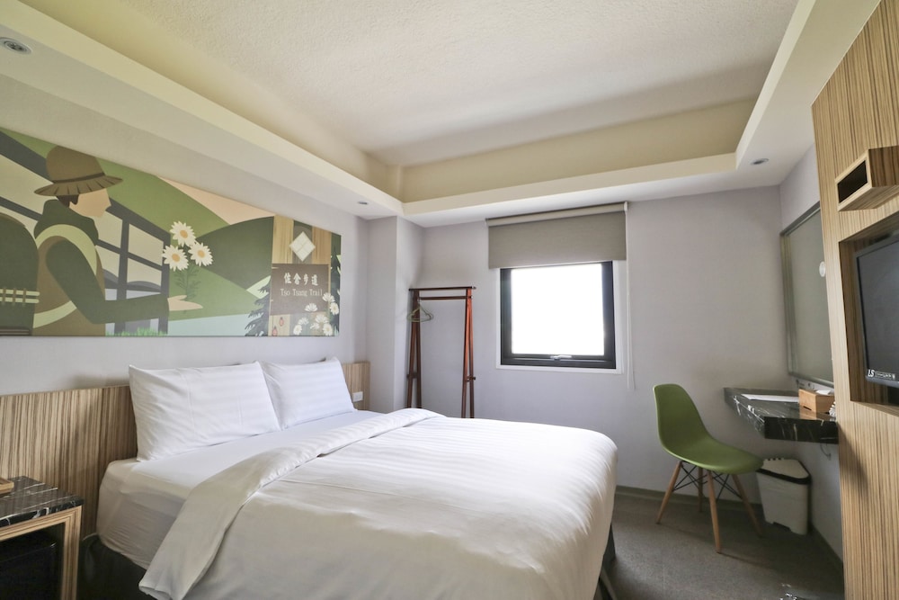 Meci Hotel 11/66