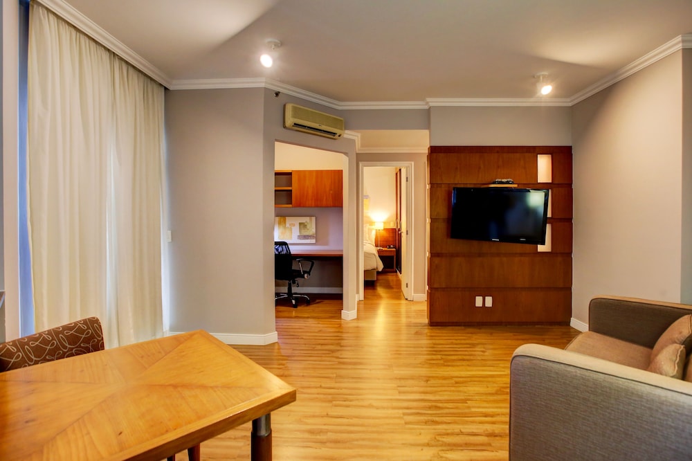 Roomo Bela Cintra Residencial 25/31