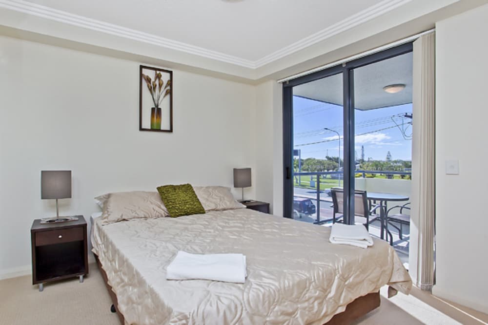 Aqualine Apartments 31/74