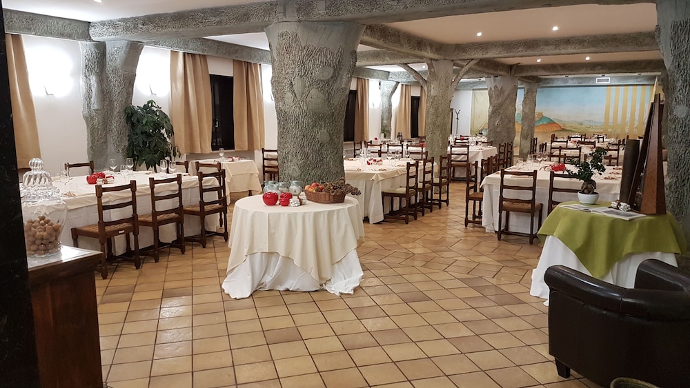 Hotel Ristorante La Campagnola 49/65