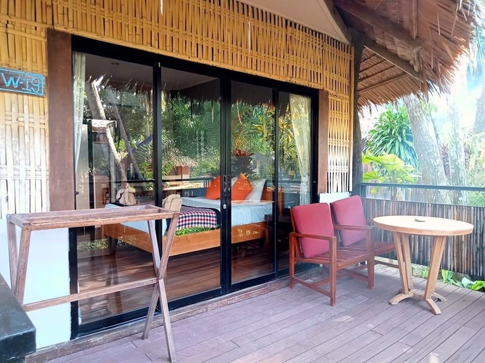 THAPWARIN RESORT(KOH NGAI) 32/50