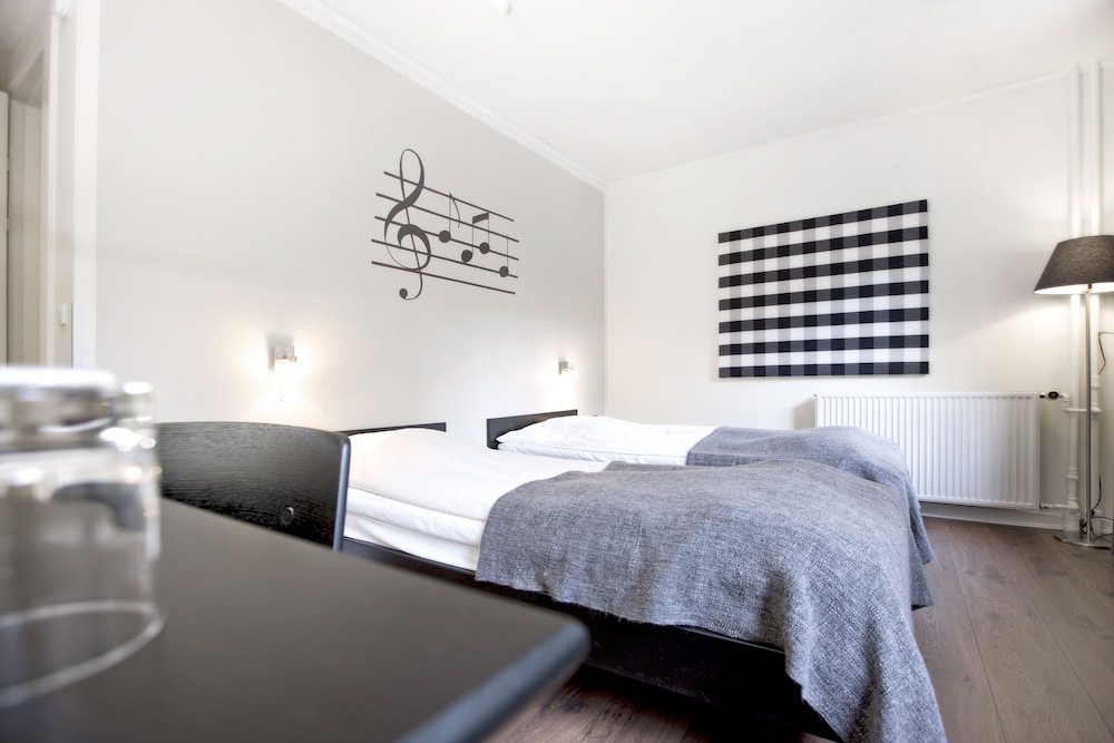 Hotel Petra 24/74