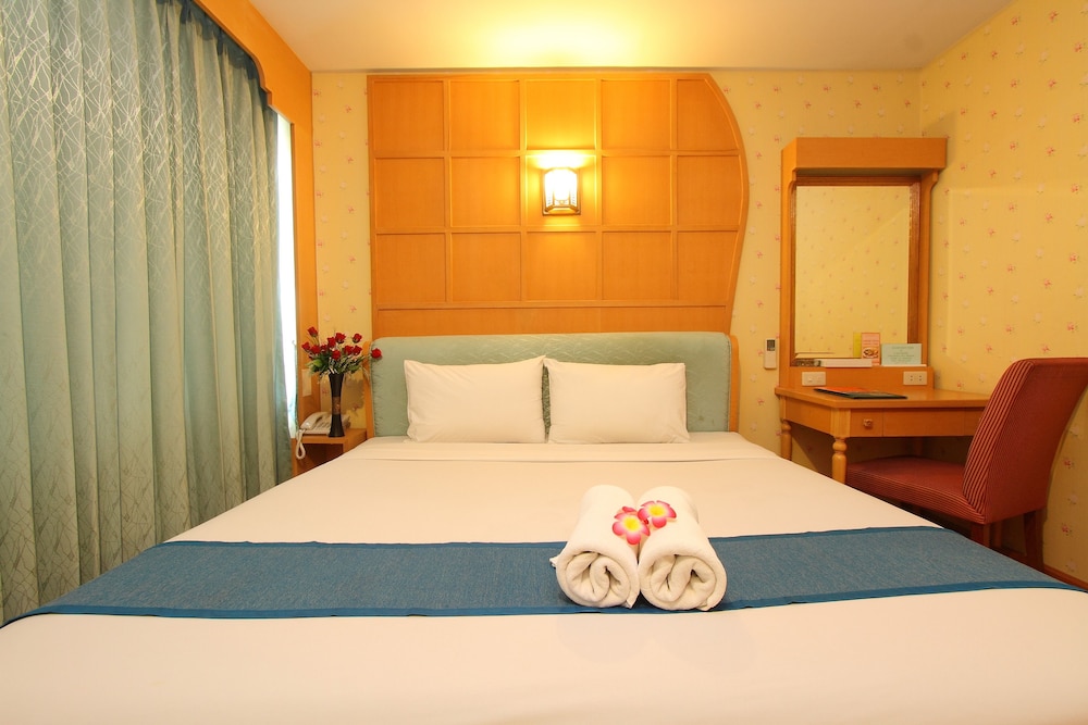 Silom Avenue Inn Bangkok 13/35