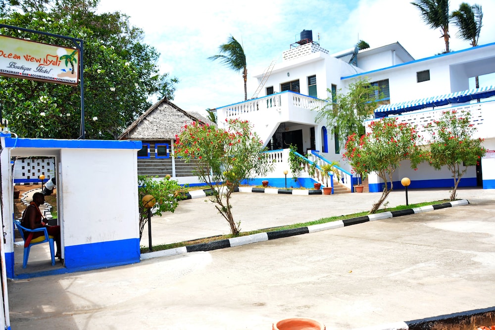 Ocean View Nyali Boutique 19/20