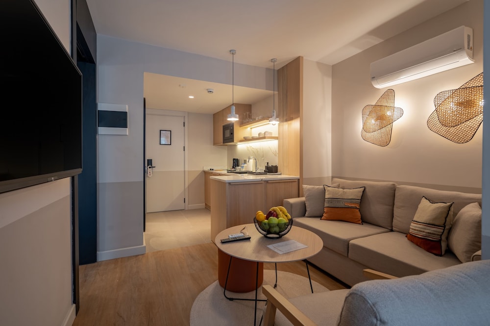 Oli Hotel 24/47