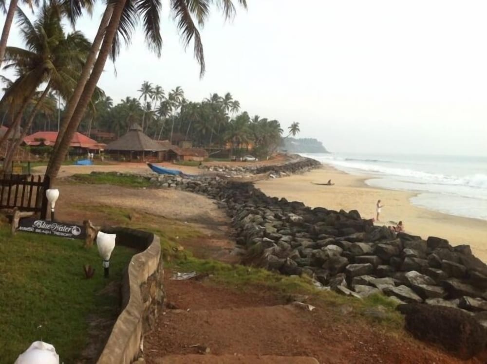 Blue Water Beach Resort 10/23
