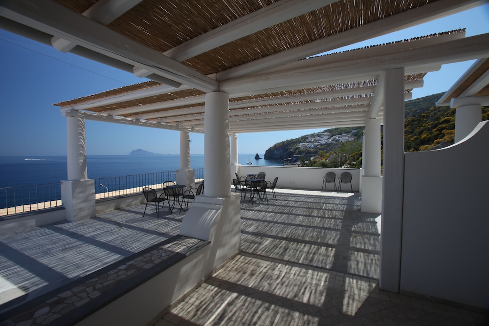 Hotel Cutimare 14/50