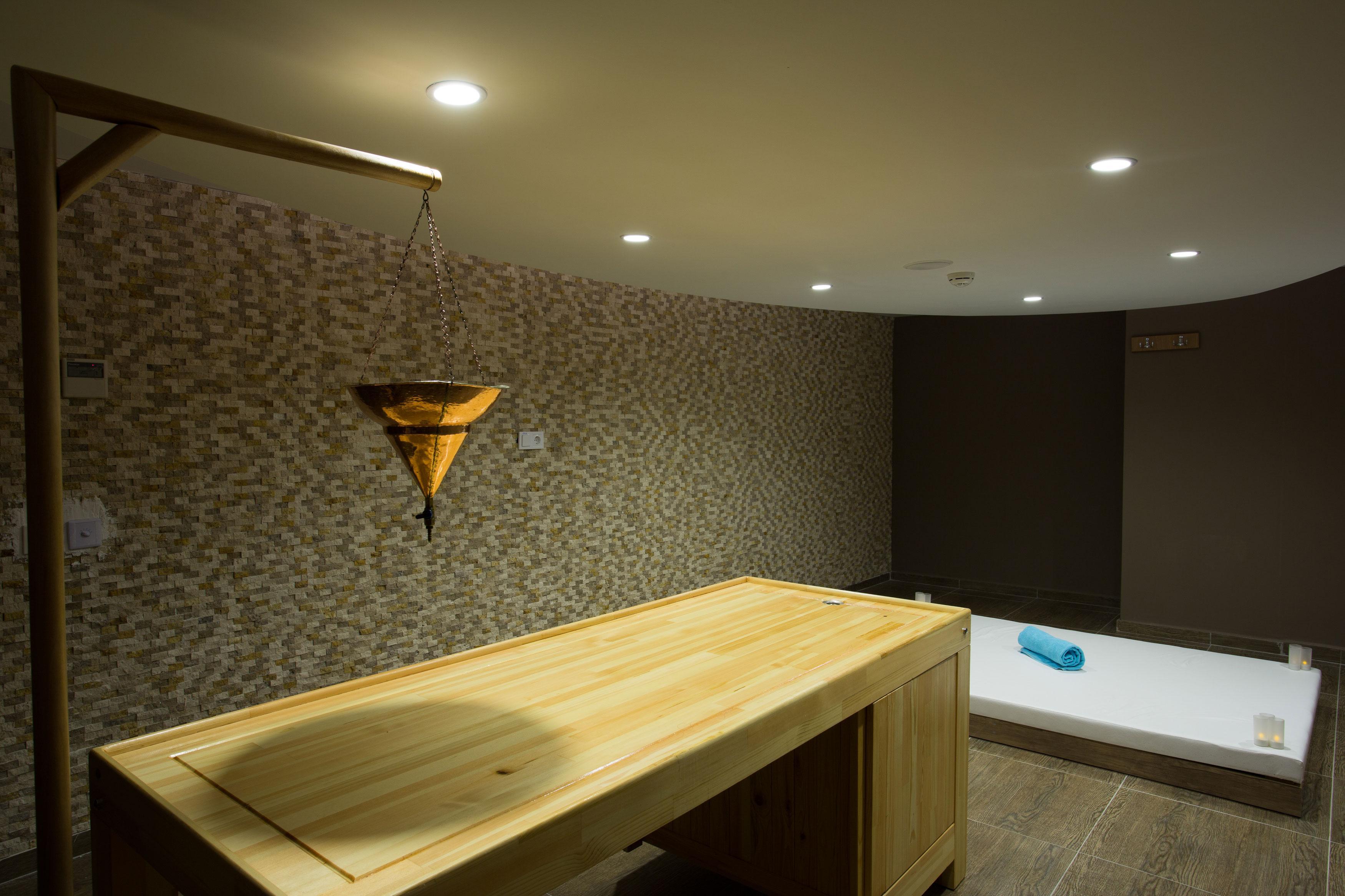Water Side Resort And Spa 9/50