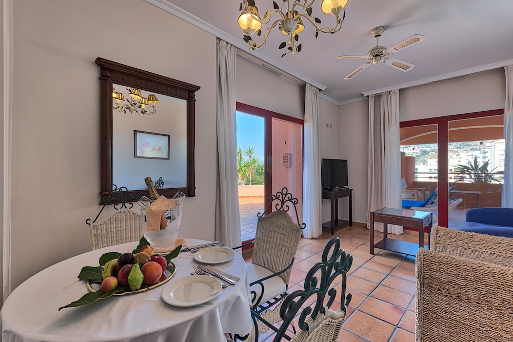 Hotel Ibersol Almunecar Beach and Spa 48/67