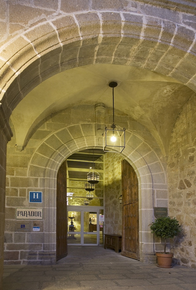 Parador de Plasencia 55/65
