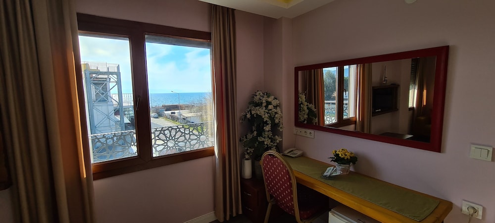 Malena Boutique Hotel 50/50