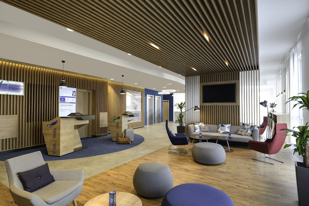Holiday Inn Express Regensburg 33/46