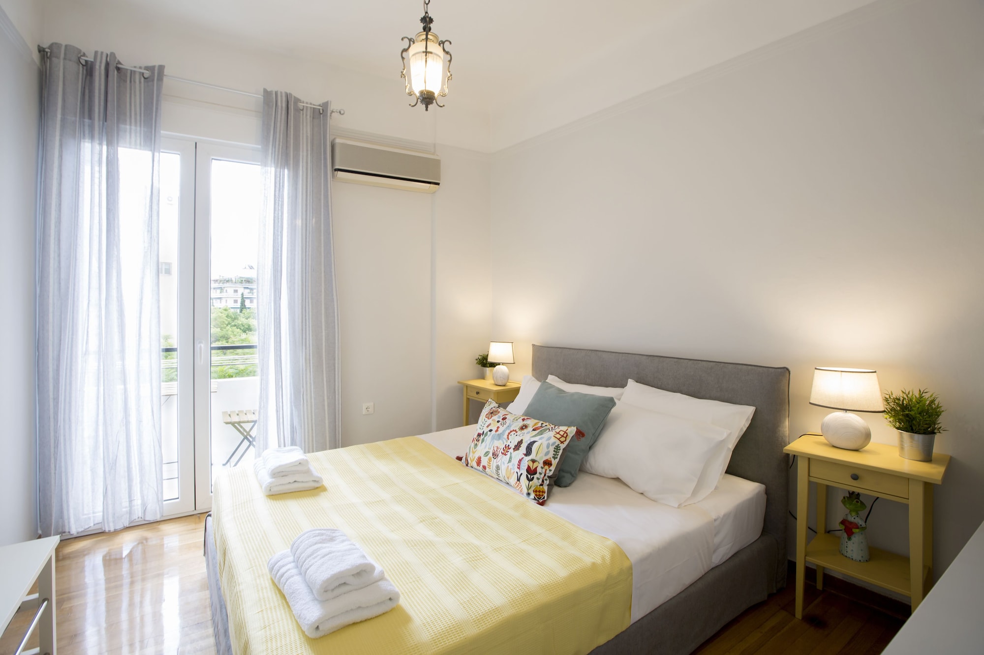 2 BEDROOMS, APARTMENT