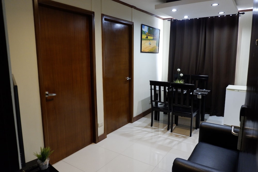 Mannra Hotel 18/20