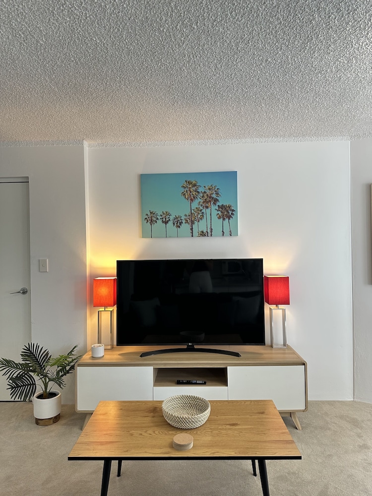 Meridian Tower Apartments 42/50