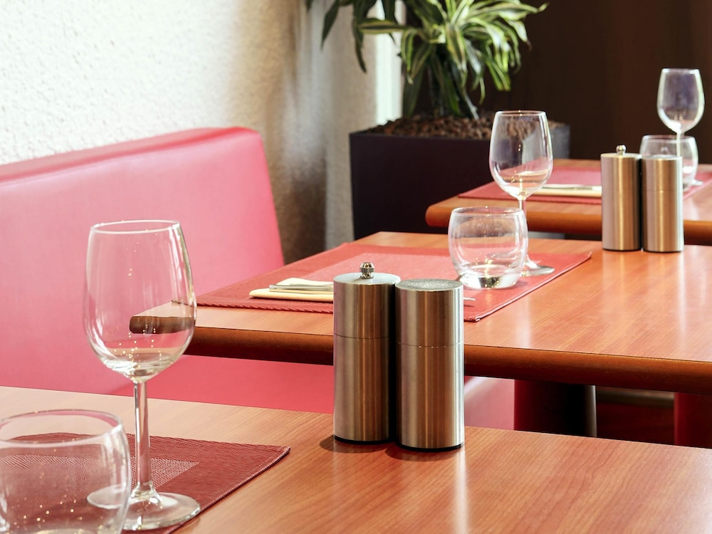 Ibis Charleville Mezieres 31/53