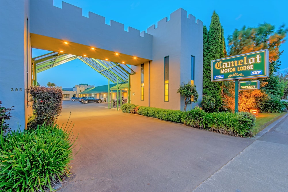 Camelot Motor Lodge 1/35