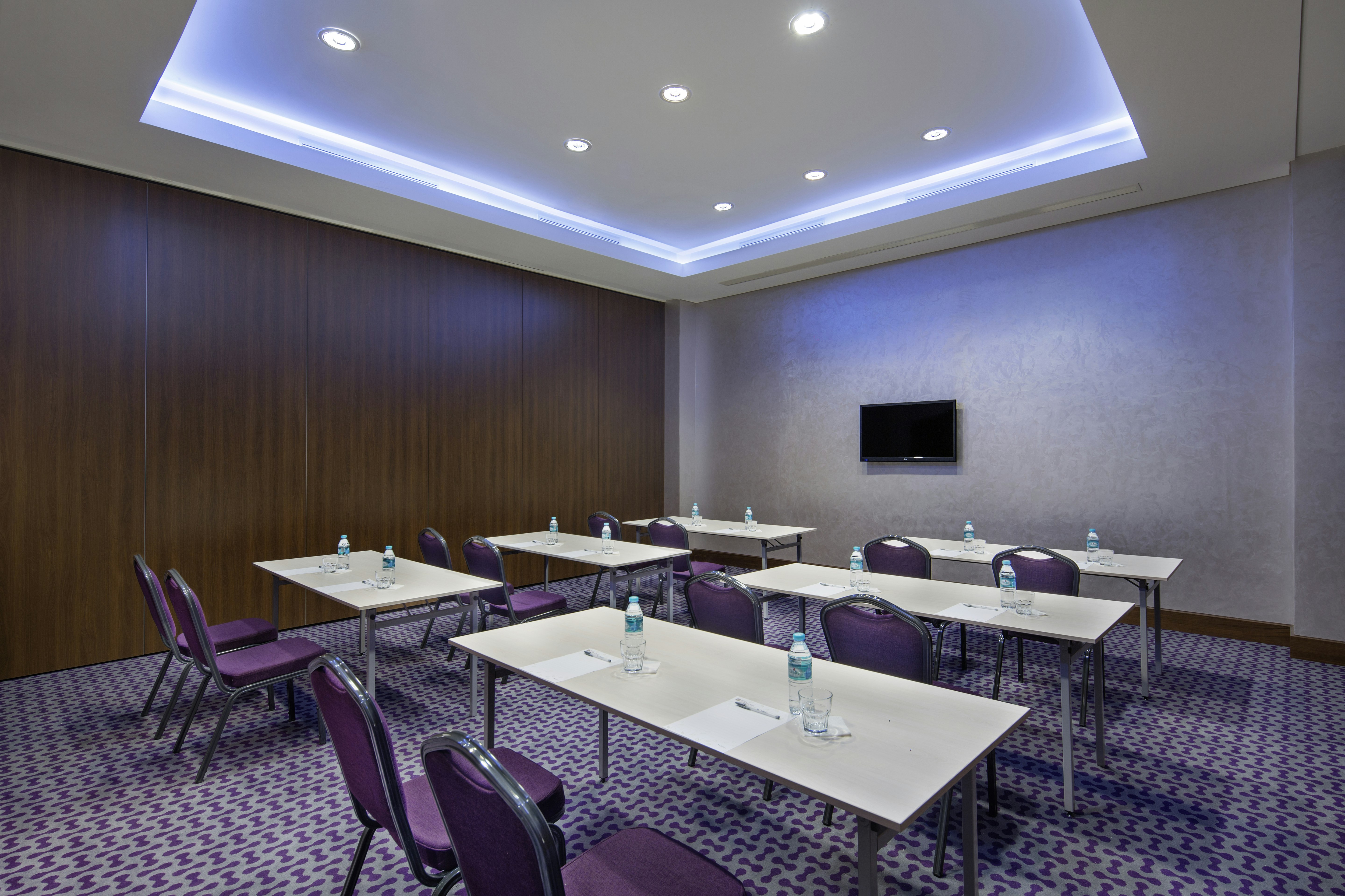 Hampton By Hilton Istanbul Kayasehir 25/32