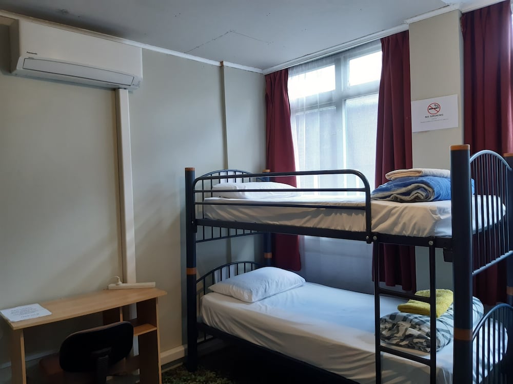 Ariki Backpackers 15/71