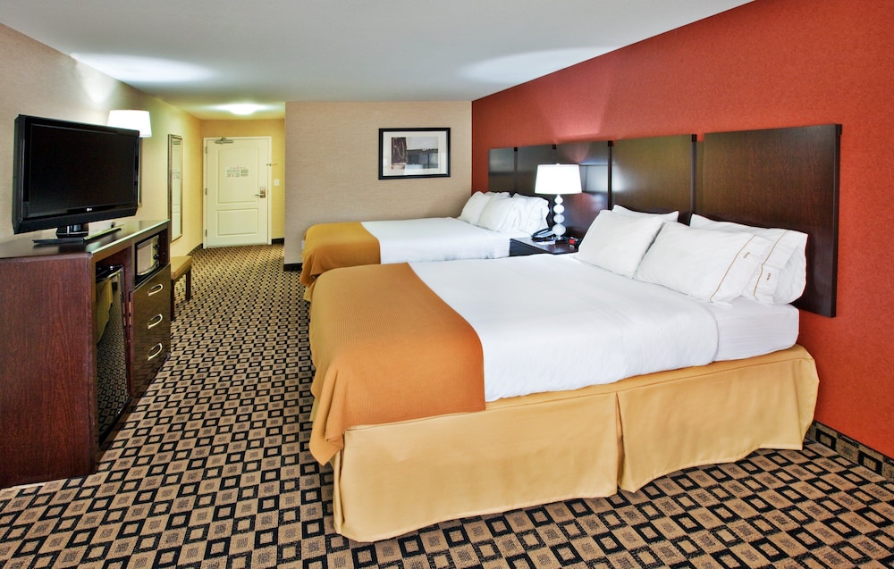 Holiday Inn Express Hotel Suites Crawfordsville 20/65