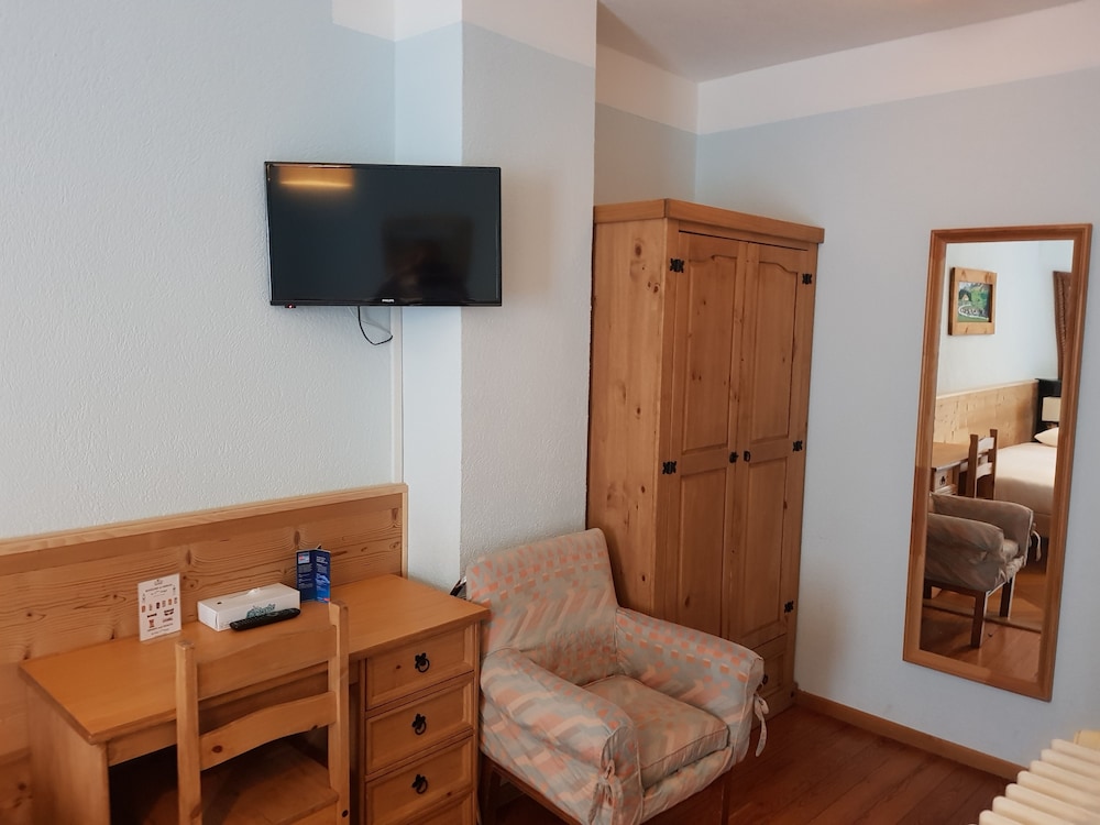 Hotel De Geneve 29/39