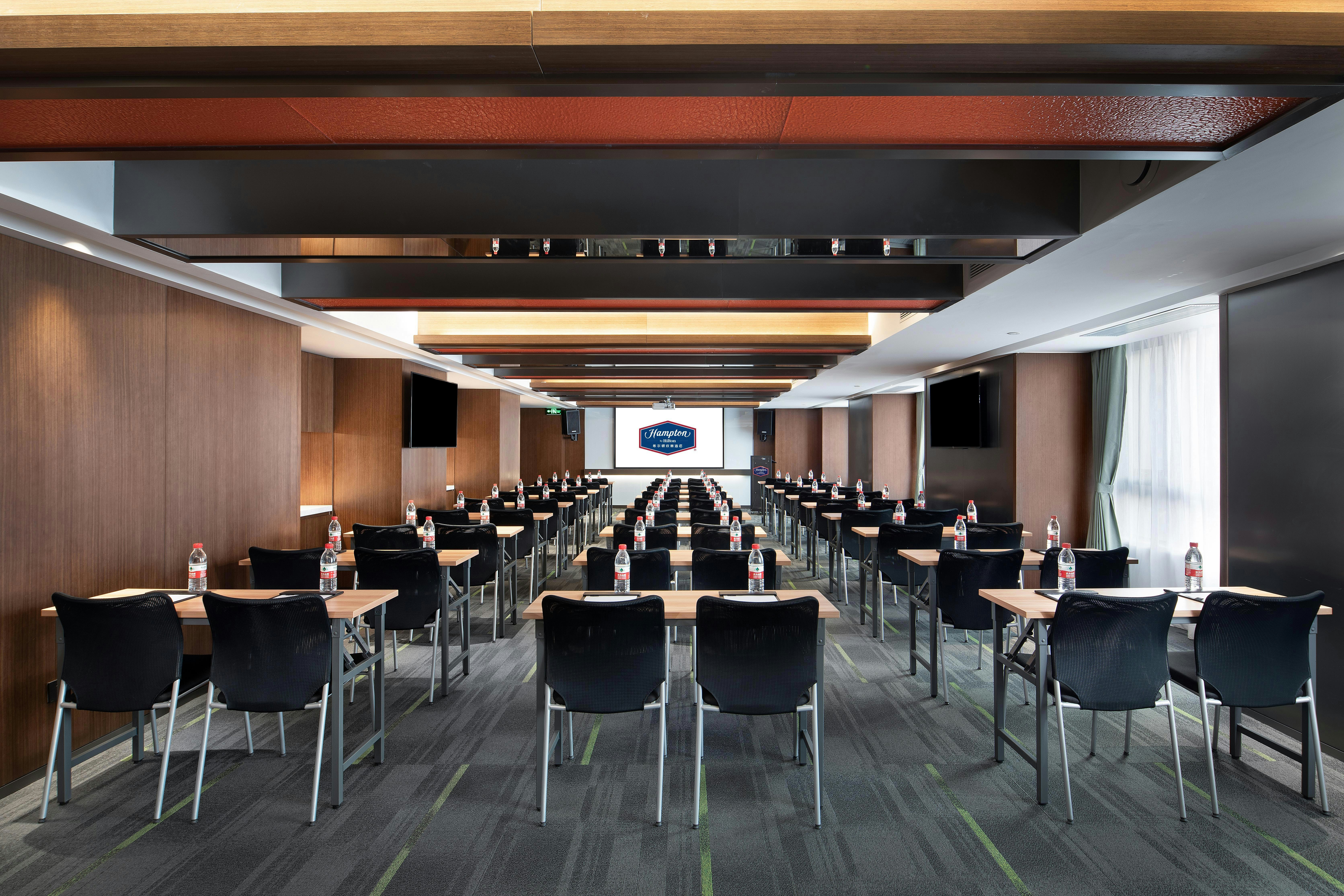 Hampton by Hilton zhumadian sports center 13/14