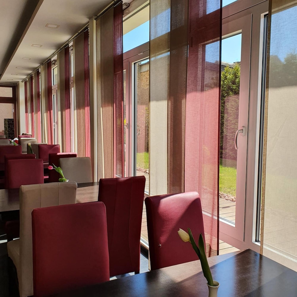 Hotel Atlas Halle 60/71
