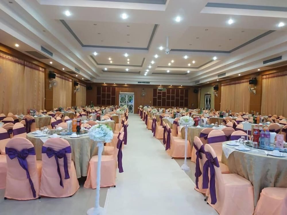 Zaza Hotel 42/49