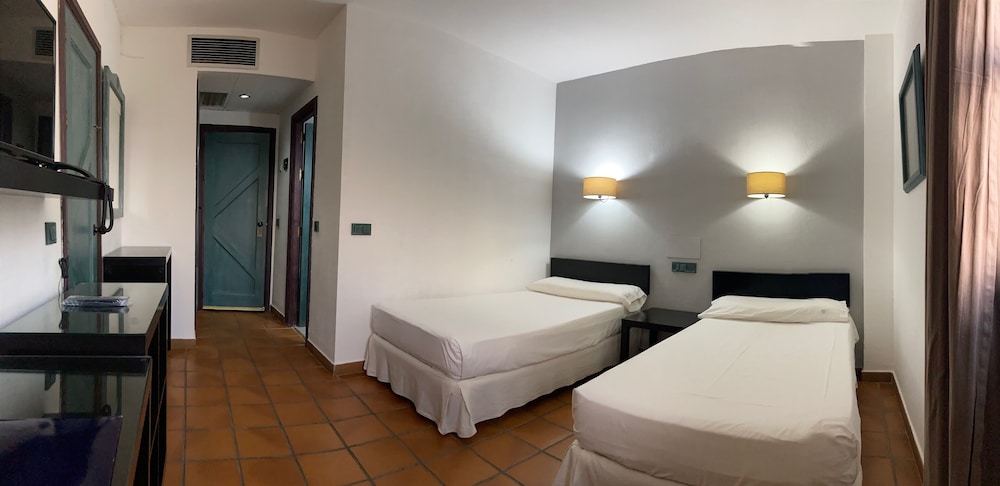 Hotel Almagro 29/73