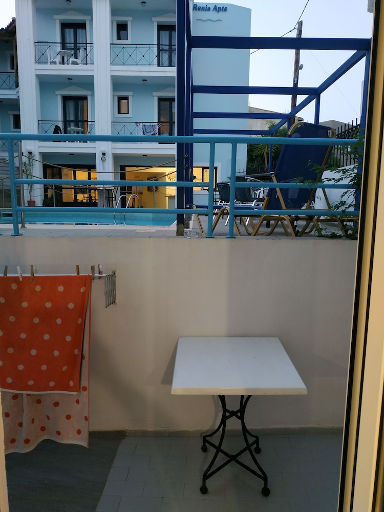 Renia Hotel 7/60